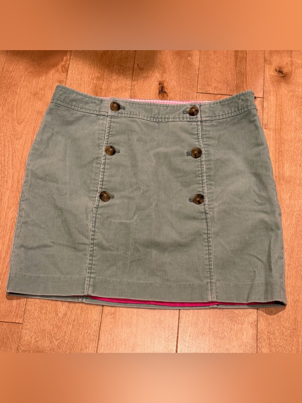 Women’s Vinyard Vines Olive Green Corduroy Button-Front Mini Skirt